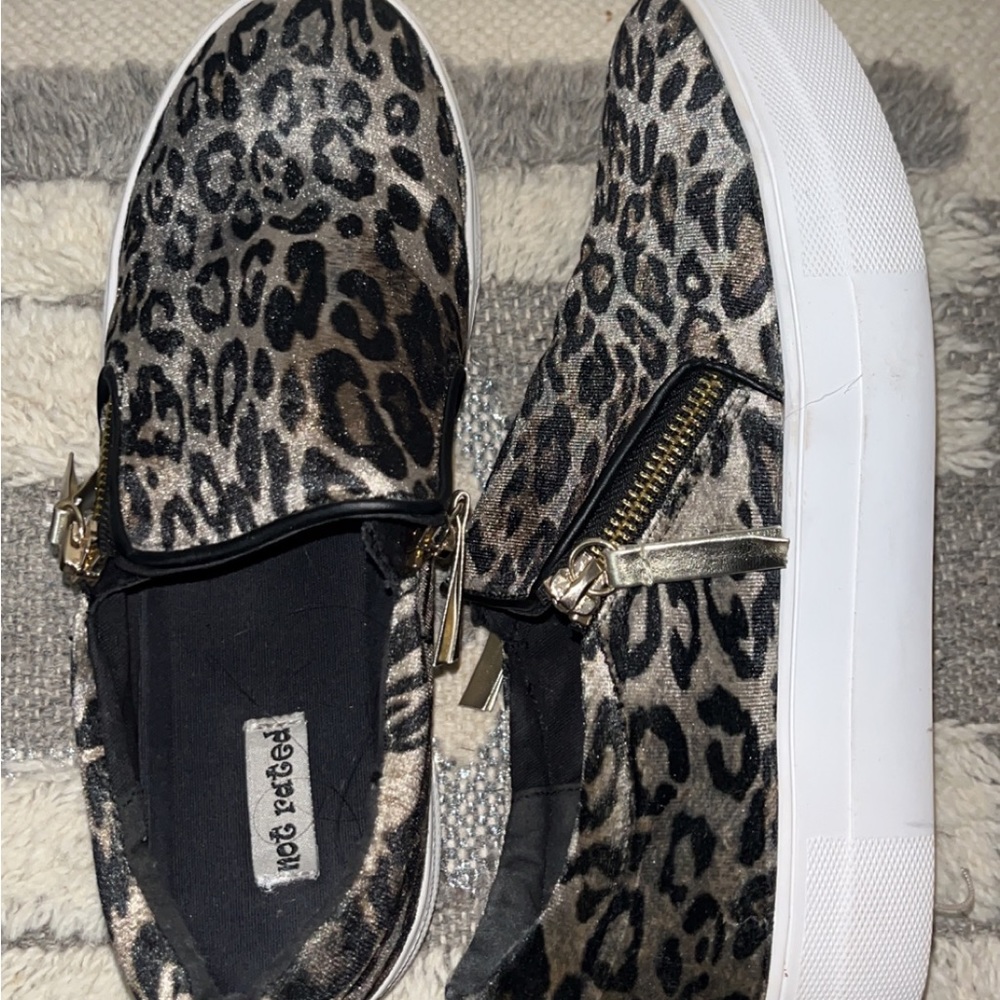 Silver and black cheetah print platform flats